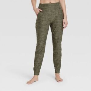 All in Motion Mid-Rise Heathered Olive Green Joggers Women’s Size Large NWT